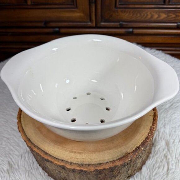 Vintage Pfaltzgraff Handled Colander Bowl - Picture 2 of 10